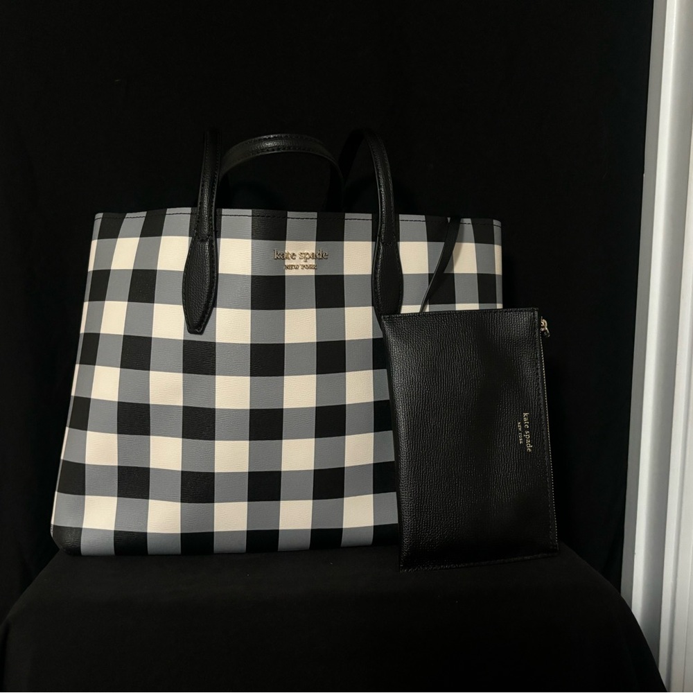 Kate Spade Tote - Picture 3 of 3